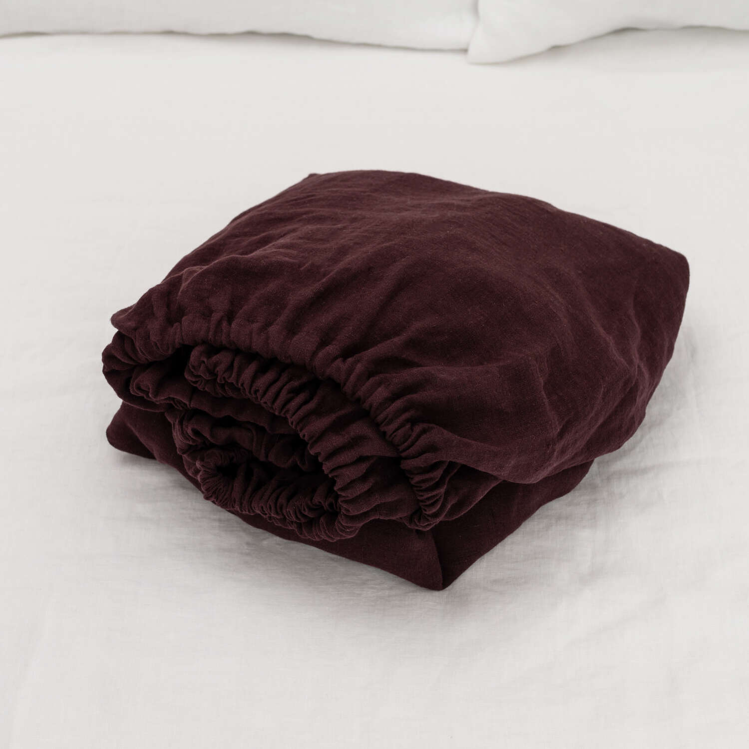 Deep Purple linen fitted sheet