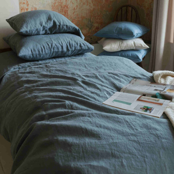 Dark Grey linen fitted sheet (3)