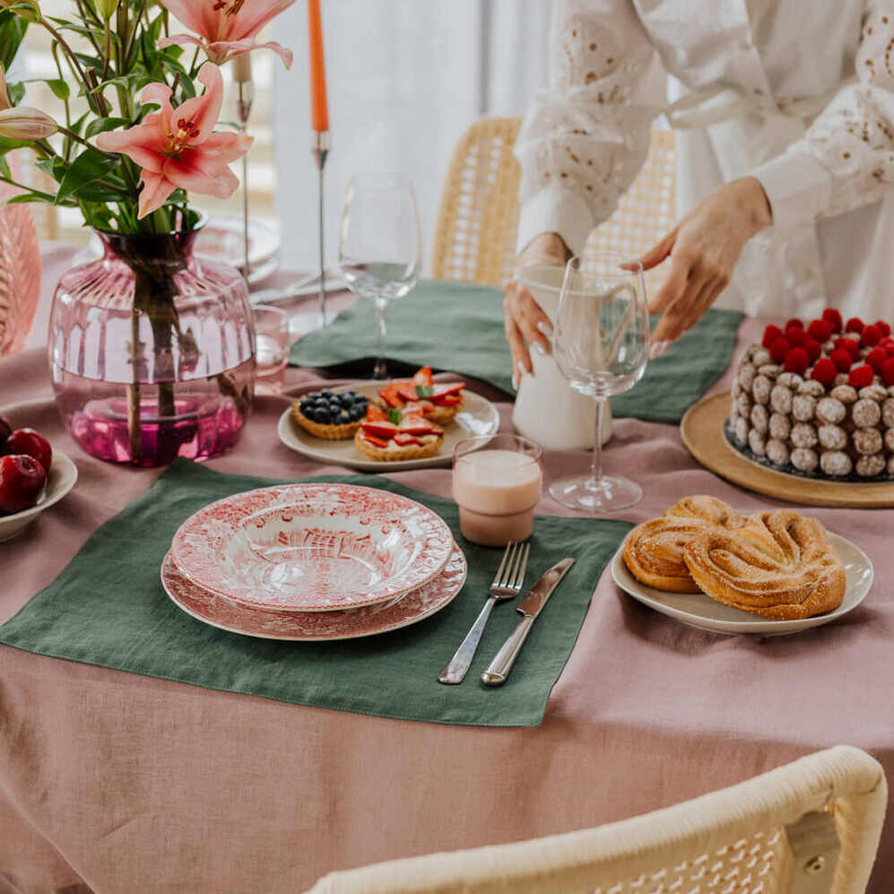Forest Green linen placemat (3)
