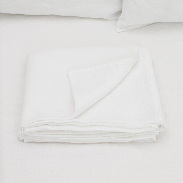 White linen flat sheet