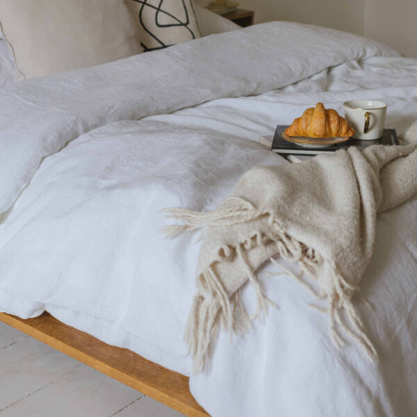 White linen flat sheet (2)