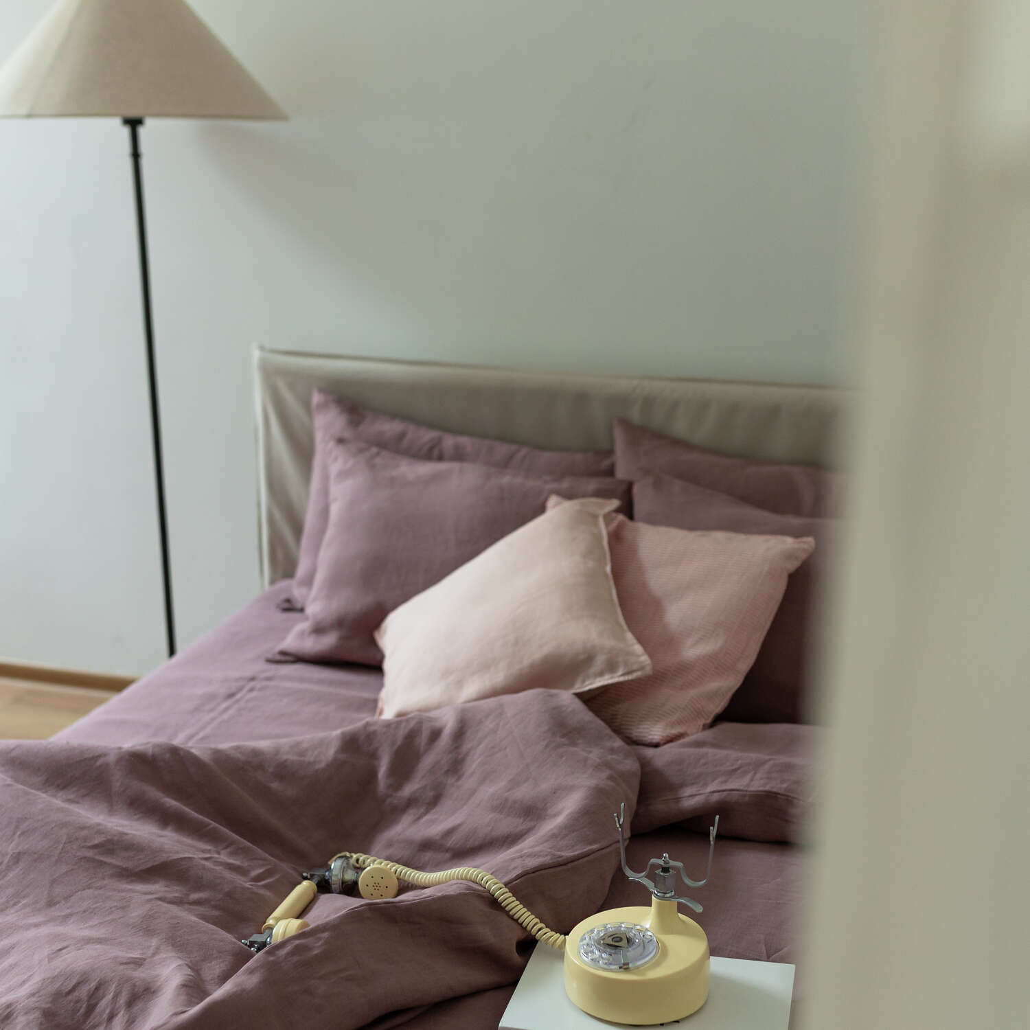 Woodrose linen pillow case (2)