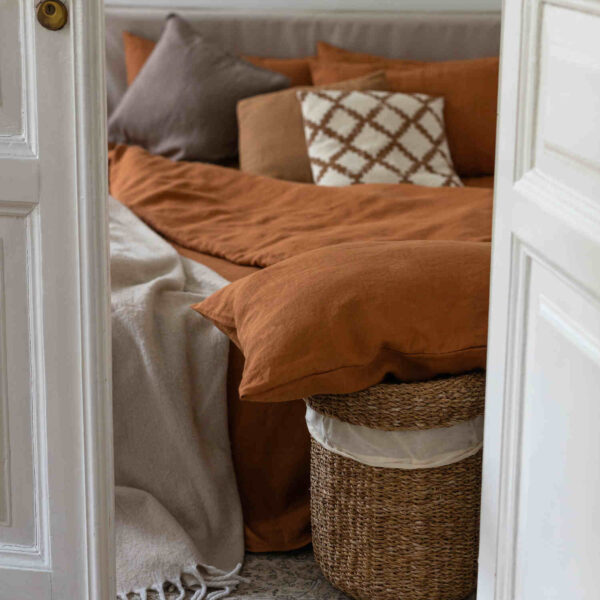 Cinnamon linen duvet cover (3)