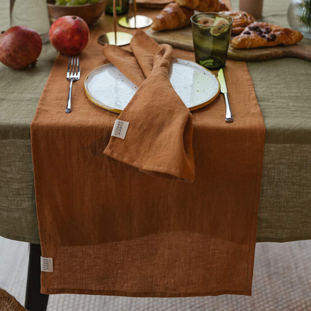 Cinnamon linen table runner (2)