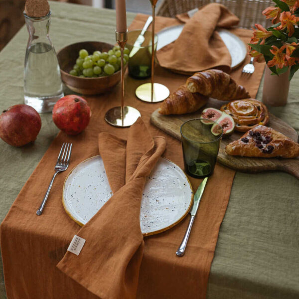 Cinnamon linen table runner (3)