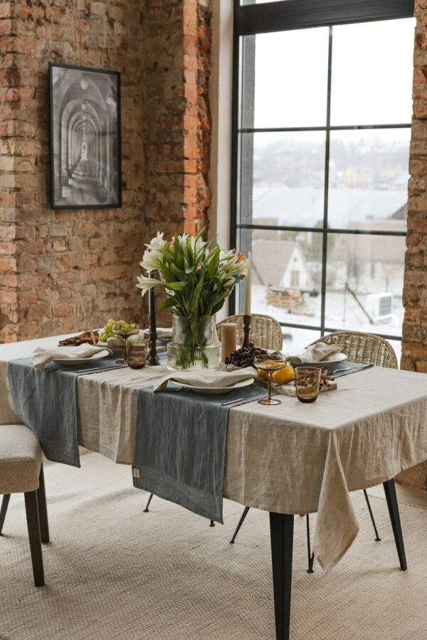 Dark grey table runner discount