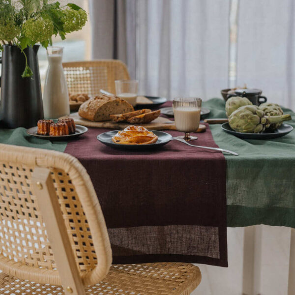 Deep Purple linen table runner (4)
