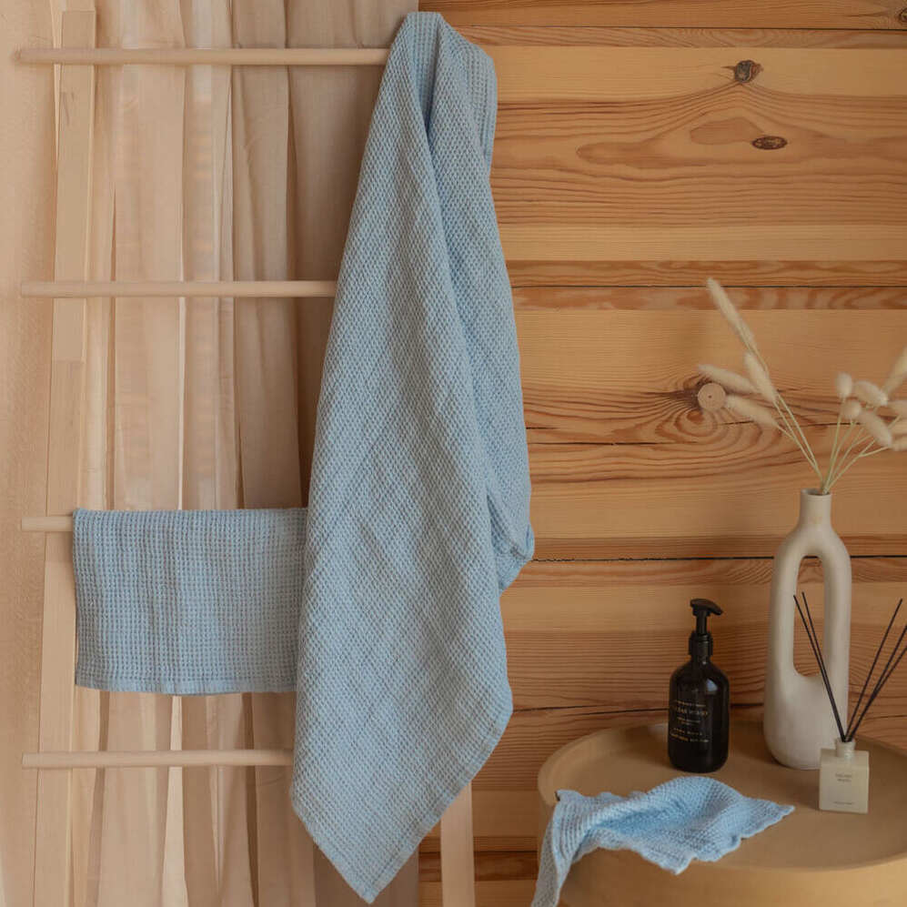Linen waffle towel in Sky Blue (5)