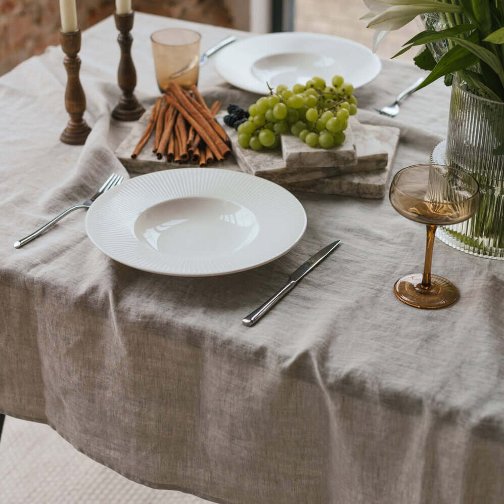 Natural Melange linen tablecloth (3)