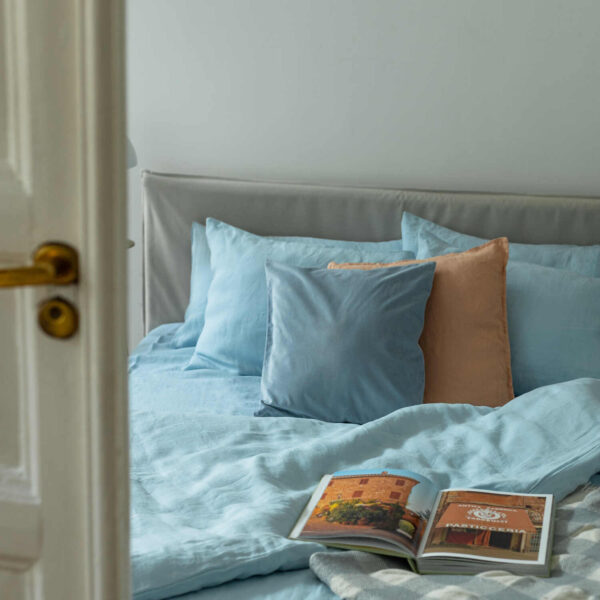Sky Blue linen pillow case (2)