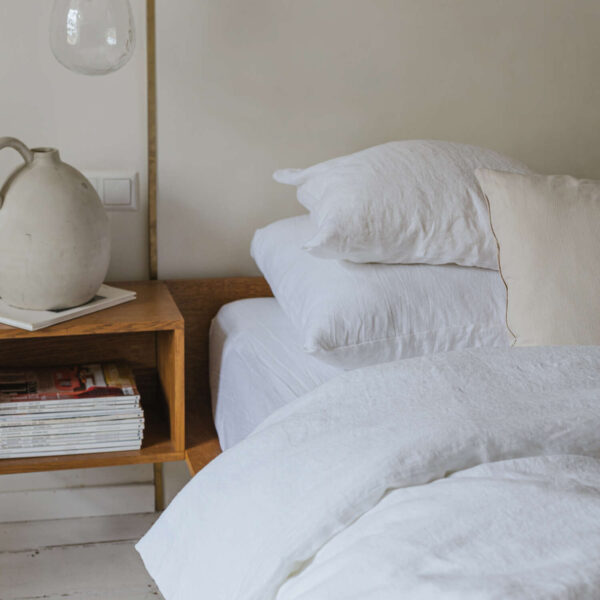 White linen pillow case (2)