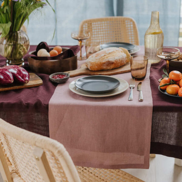 Woodrose linen table runner (2)